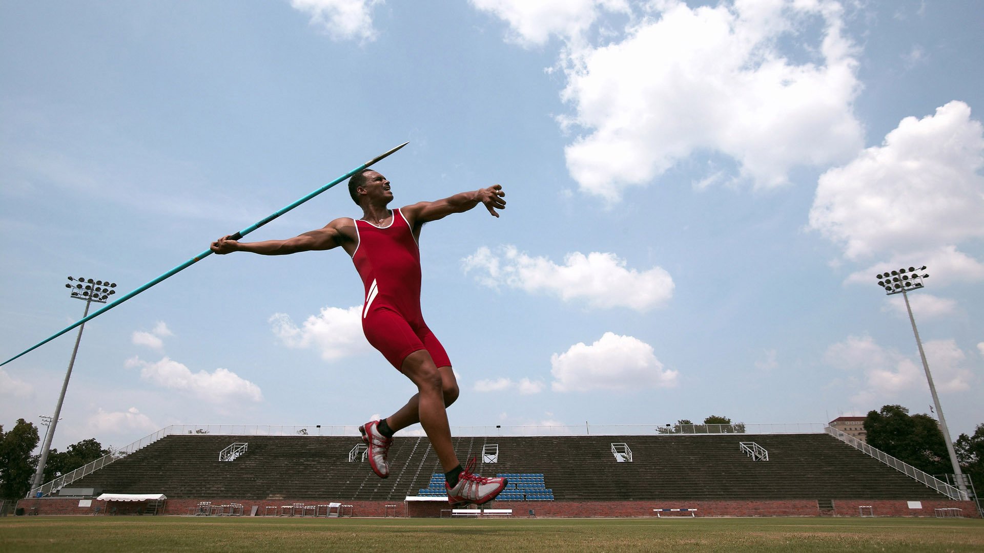开云体育视频直播-北欧风暴席卷伊比利亚，波尔一鸣惊人，瑞典横扫葡萄牙创历史